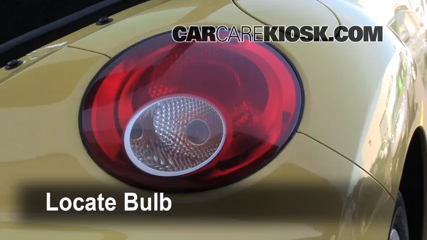 2008 Volkswagen Beetle S 2.5L 5 Cyl. Hatchback Lights Turn Signal - Rear (replace bulb)